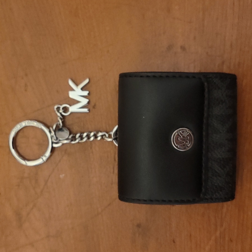 NWOT MK Airbuds case